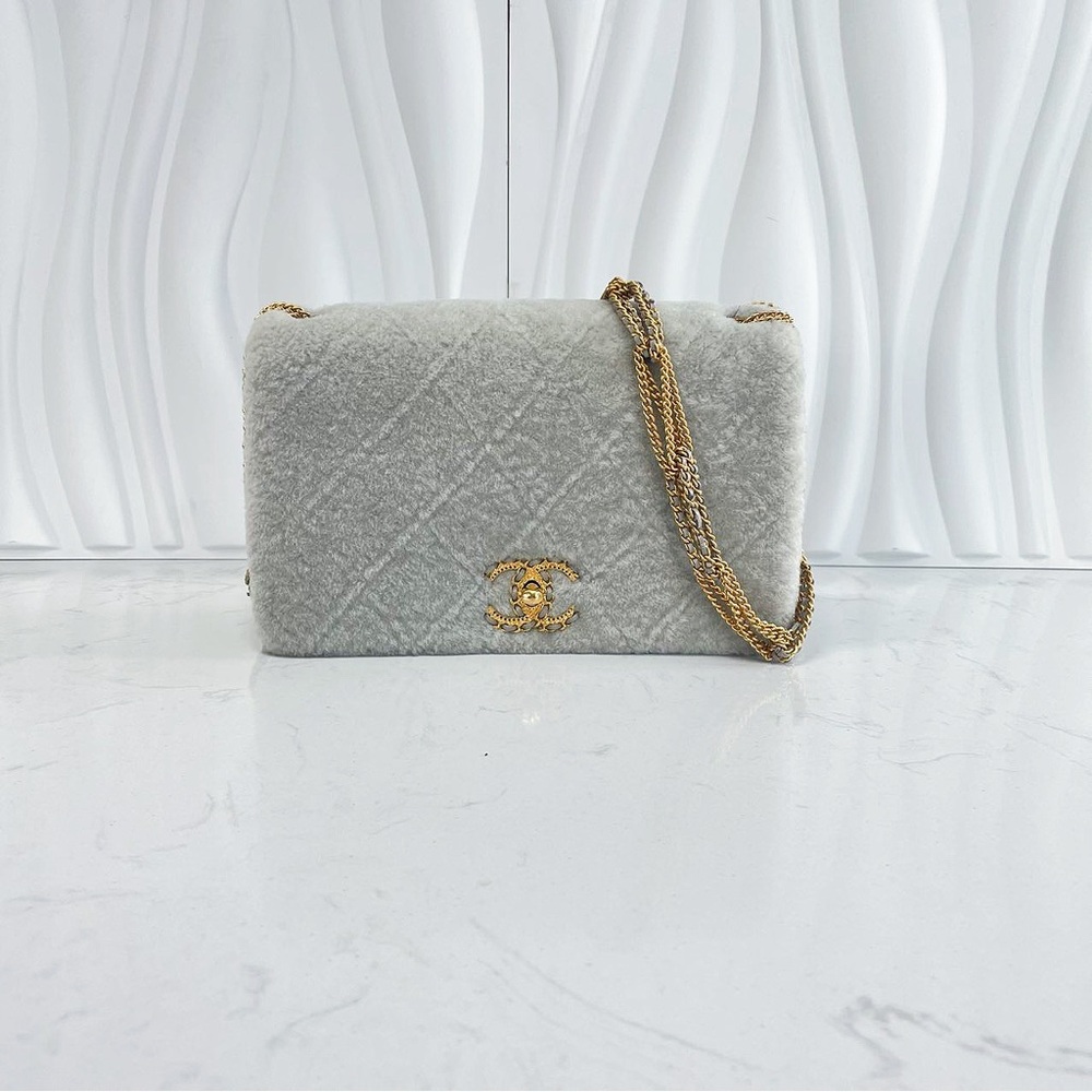 CHANEL Shearling CC Chain Flap Bag Grey Gold Hardware
